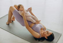 fitness mamička s dieťaťom